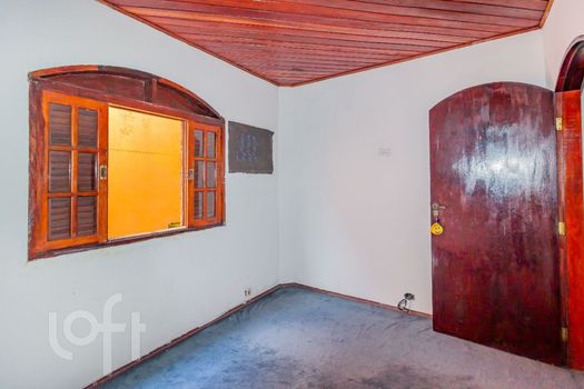 Foto 36 do(a) Casa de 4 quartos à venda em Parque São Rafael, São Paulo