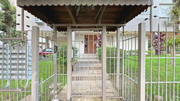 Foto 30 do(a) Apartamento de 2 quartos à venda em Jardim Lindóia, Porto Alegre