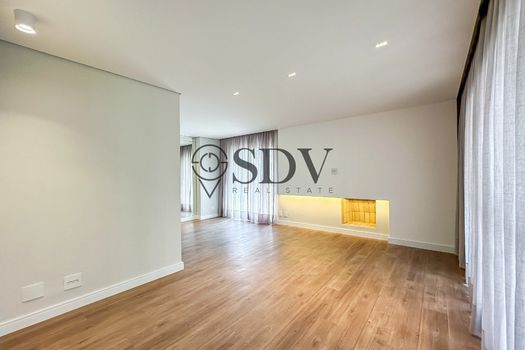 Foto 6 do(a) Apartamento de 4 quartos à venda em Campo Belo, São Paulo