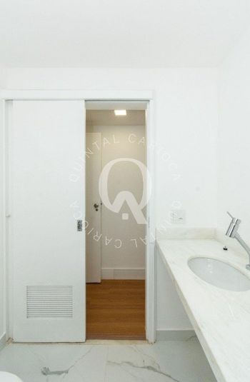 Foto 4 do(a) Apartamento de 3 quartos à venda em Lagoa, Rio de Janeiro