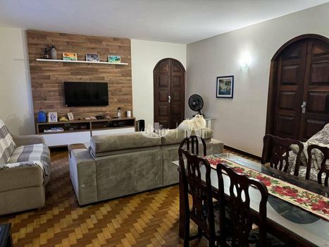 Foto 4 do(a) Casa de 3 quartos à venda em Jardim Shangri-la A, Londrina