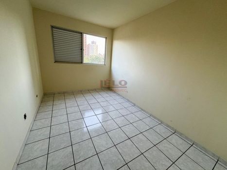 Foto 5 do(a) Apartamento de 3 quartos à venda em Vila Santo Antônio, Maringá