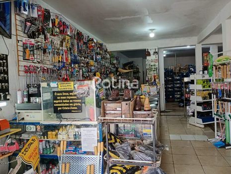 Foto 3 do(a) Sala / Conjunto Comercial de 2 quartos à venda em Jardim Europa, Uberlândia