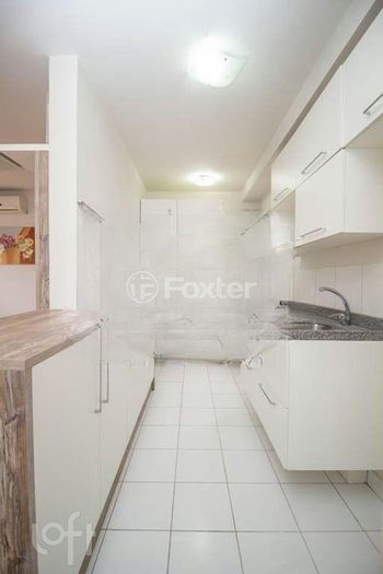 Foto 8 do(a) Apartamento de 3 quartos à venda em Humaitá, Porto Alegre