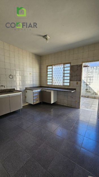 Foto 5 do(a) Casa de 2 quartos à venda em São Joaquim, Contagem