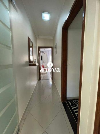 Foto 6 do(a) Casa de 3 quartos à venda em Beija-Flor II, Uberaba