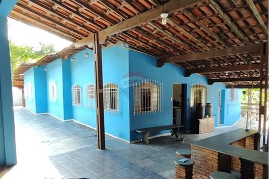 Foto 2 do(a) Fazenda / Sítio / Chácara de 6 quartos à venda em Chácaras Santa Inês (São Benedito), Santa Luzia
