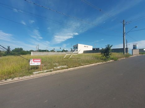 Foto 2 do(a) Terreno false à venda em null, Ipeúna