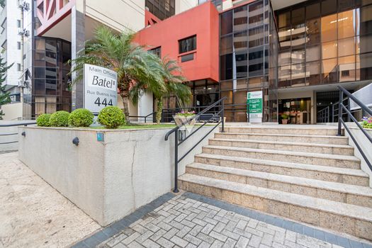 Foto 2 do(a) Sala / Conjunto Comercial false à venda em Batel, Curitiba