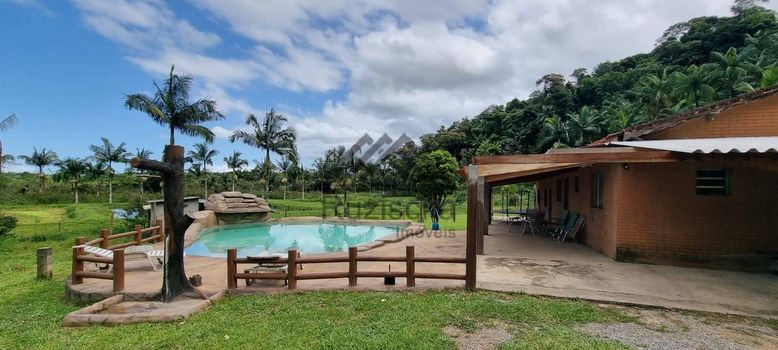 Foto 1 do(a) Fazenda / Sítio / Chácara de 2 quartos à venda em null, Itanhaém
