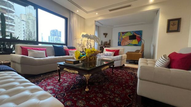 Foto 3 do(a) Apartamento de 4 quartos à venda em Campo Belo, São Paulo