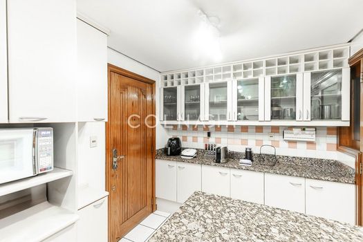 Foto 6 do(a) Apartamento de 3 quartos à venda em Petrópolis, Porto Alegre