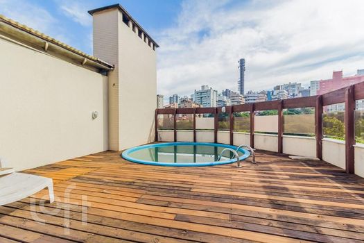 Foto 6 do(a) Apartamento de 3 quartos à venda em Petrópolis, Porto Alegre