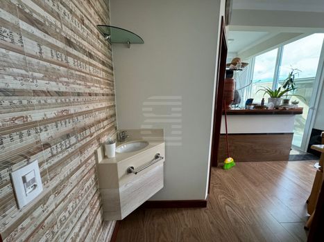 Foto 7 do(a) Casa em Condomínio de 4 quartos à venda em Swiss Park, Campinas