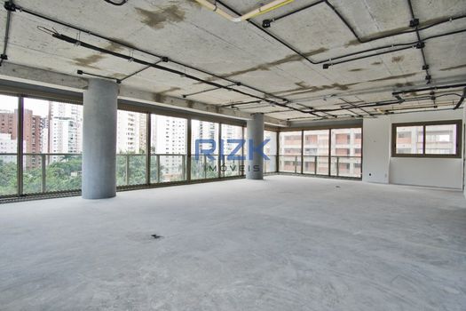 Foto 4 do(a) Apartamento de 4 quartos à venda em Vila Nova Conceição, São Paulo