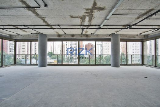 Foto 5 do(a) Apartamento de 4 quartos à venda em Vila Nova Conceição, São Paulo
