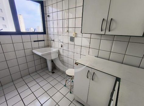 Foto 7 do(a) Apartamento de 3 quartos à venda em Vila Bertioga, São Paulo