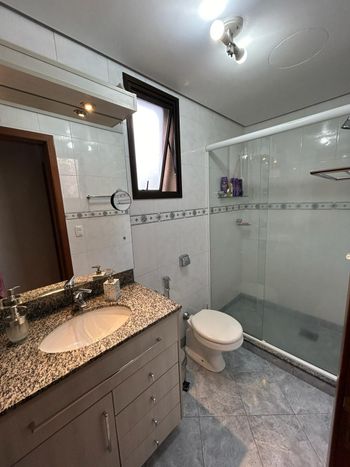 Foto 5 do(a) Apartamento de 3 quartos à venda em Jardim Botânico, Porto Alegre