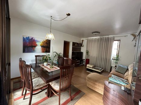 Foto 1 do(a) Apartamento de 3 quartos à venda em Jardim Botânico, Porto Alegre