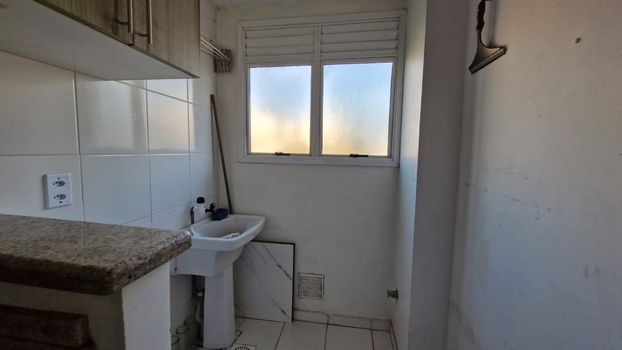 Foto 9 do(a) Apartamento de 2 quartos à venda em Teresópolis, Porto Alegre