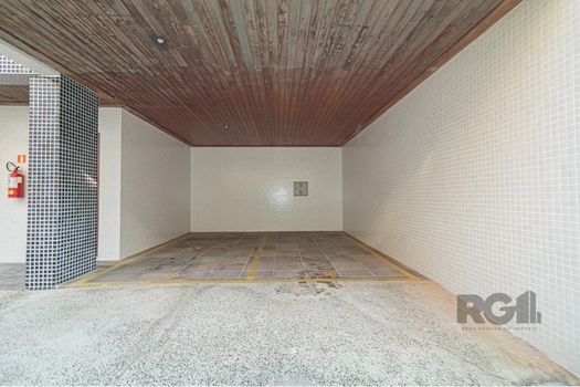 Foto 31 do(a) Apartamento de 2 quartos à venda em Passo da Areia, Porto Alegre