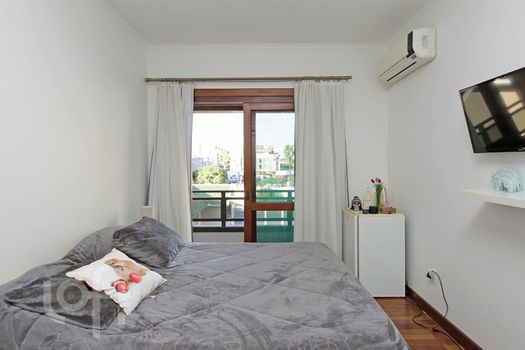 Foto 26 do(a) Apartamento de 3 quartos à venda em Jardim Lindóia, Porto Alegre