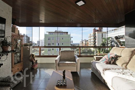 Foto 12 do(a) Apartamento de 3 quartos à venda em Jardim Lindóia, Porto Alegre