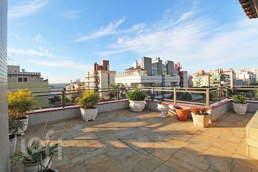 Foto 33 do(a) Apartamento de 3 quartos à venda em Jardim Lindóia, Porto Alegre