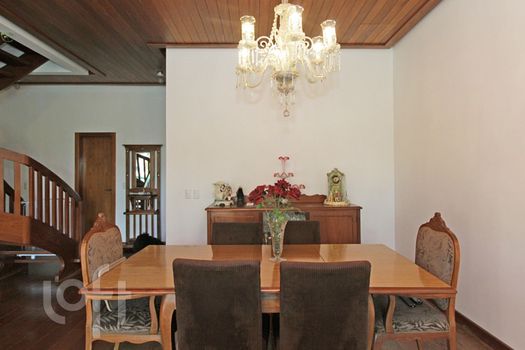 Foto 8 do(a) Apartamento de 3 quartos à venda em Jardim Lindóia, Porto Alegre