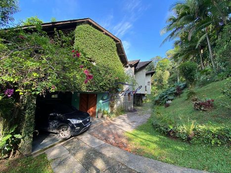 Foto 1 do(a) Casa em Condomínio de 5 quartos à venda em Jardim Salete, Taboão da Serra