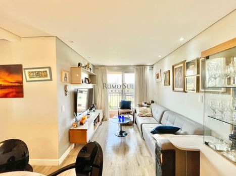 Foto 3 do(a) Apartamento de 3 quartos à venda em Vila Sofia, São Paulo