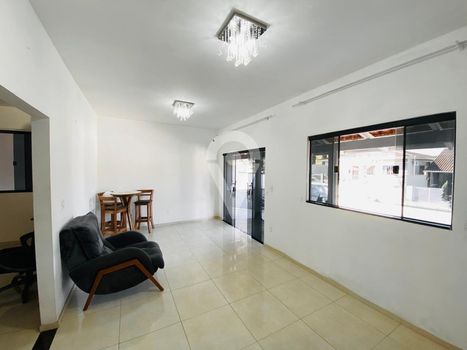 Foto 5 do(a) Casa de 3 quartos para alugar em Chico de Paulo, Jaraguá do Sul