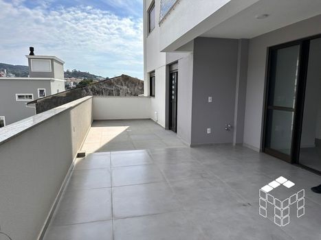 Foto 3 do(a) Cobertura de 2 quartos à venda em Praia Comprida, São José