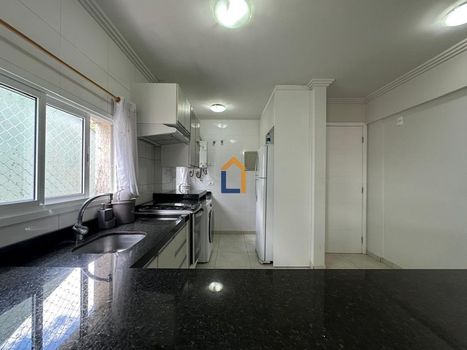 Foto 4 do(a) Apartamento de 2 quartos à venda em Santa Cândida, Curitiba