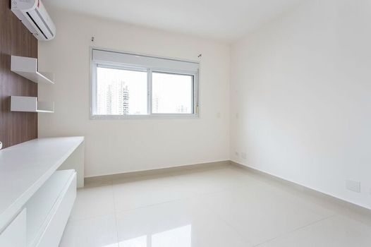 Foto 4 do(a) Apartamento de 3 quartos à venda em Jardim Fonte do Morumbi, São Paulo
