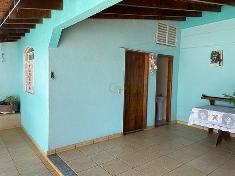 Foto 4 do(a) Casa de 3 quartos à venda em Jardim Novo Horizonte, Rolândia