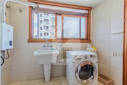 Foto 7 do(a) Apartamento de 2 quartos à venda em Petrópolis, Porto Alegre
