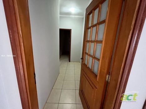 Foto 3 do(a) Casa de 3 quartos à venda em Ipanema, Araçatuba