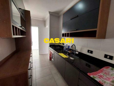 Foto 3 do(a) Apartamento de 3 quartos à venda em Vila Gonçalves, São Bernardo do Campo