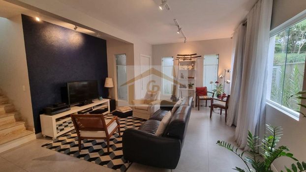 Foto 6 do(a) Casa de 4 quartos à venda em Jardim São Vicente, Cotia