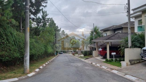 Foto 35 do(a) Casa de 4 quartos à venda em Jardim São Vicente, Cotia