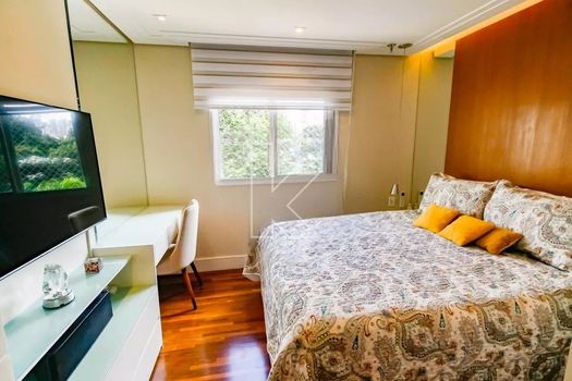 Foto 9 do(a) Apartamento de 3 quartos à venda em Parque do Morumbi, São Paulo