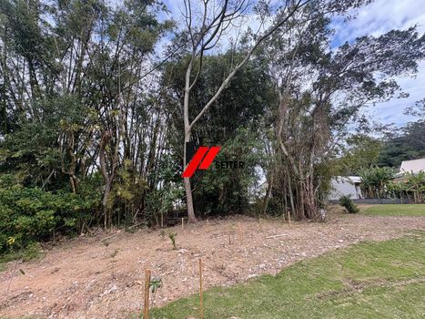 Foto 11 do(a) Casa em Condomínio false à venda em Sambaqui, Florianópolis