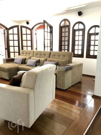 Foto 2 do(a) Casa de 3 quartos à venda em Vila Zefira, São Paulo