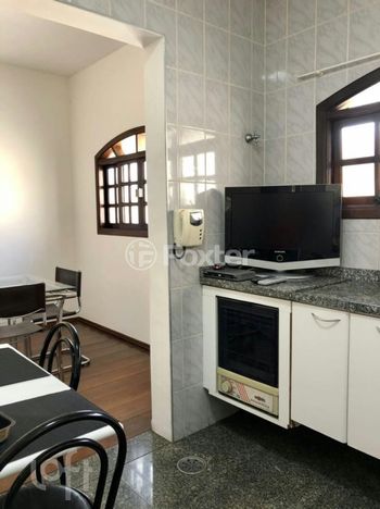 Foto 13 do(a) Casa de 3 quartos à venda em Vila Zefira, São Paulo