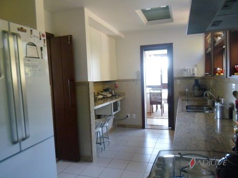Foto 41 do(a) Casa em Condomínio de 4 quartos à venda em Samambaia, Petrópolis