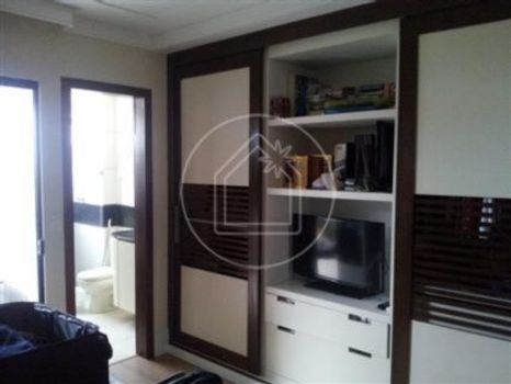 Foto 13 do(a) Apartamento de 4 quartos à venda em Candelária, Natal