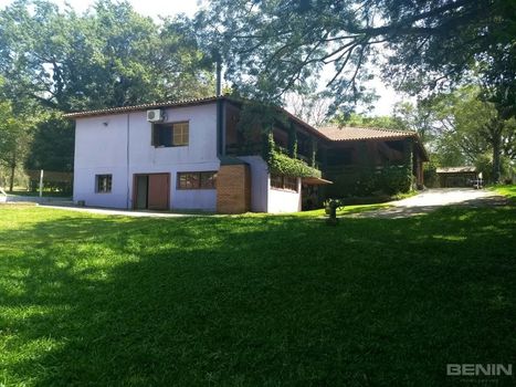 Foto 1 do(a) Fazenda / Sítio / Chácara de 3 quartos à venda em Lomba do Pinheiro, Viamão
