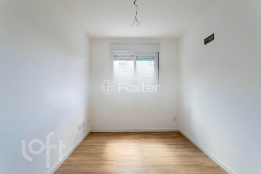 Foto 3 do(a) Apartamento de 2 quartos à venda em Vila Ipiranga, Porto Alegre