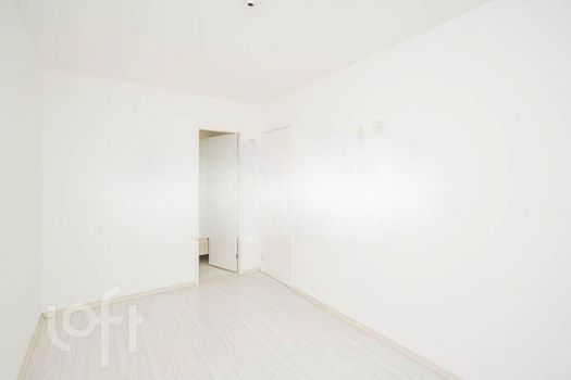 Foto 13 do(a) Apartamento de 2 quartos à venda em Glória, Porto Alegre